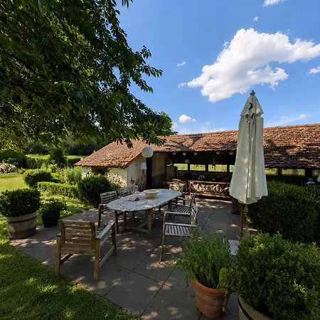 Villa Wunderschoenes Mit Sauna Im Hofgut *