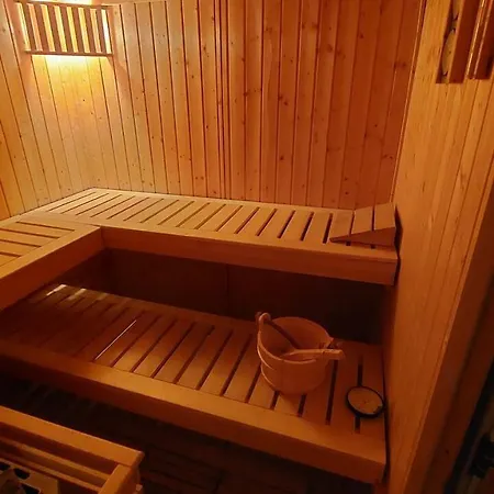 Wunderschoenes Mit Sauna Im Hofgut Villa